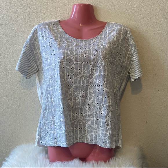 J. Crew | Cropped Eyelet Top | Size M - Picture 1 of 9